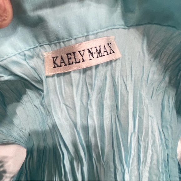 Kaelyn Max Blue Sleeveless accordion ruffle front Blouse Size XL - Picture 11 of 13